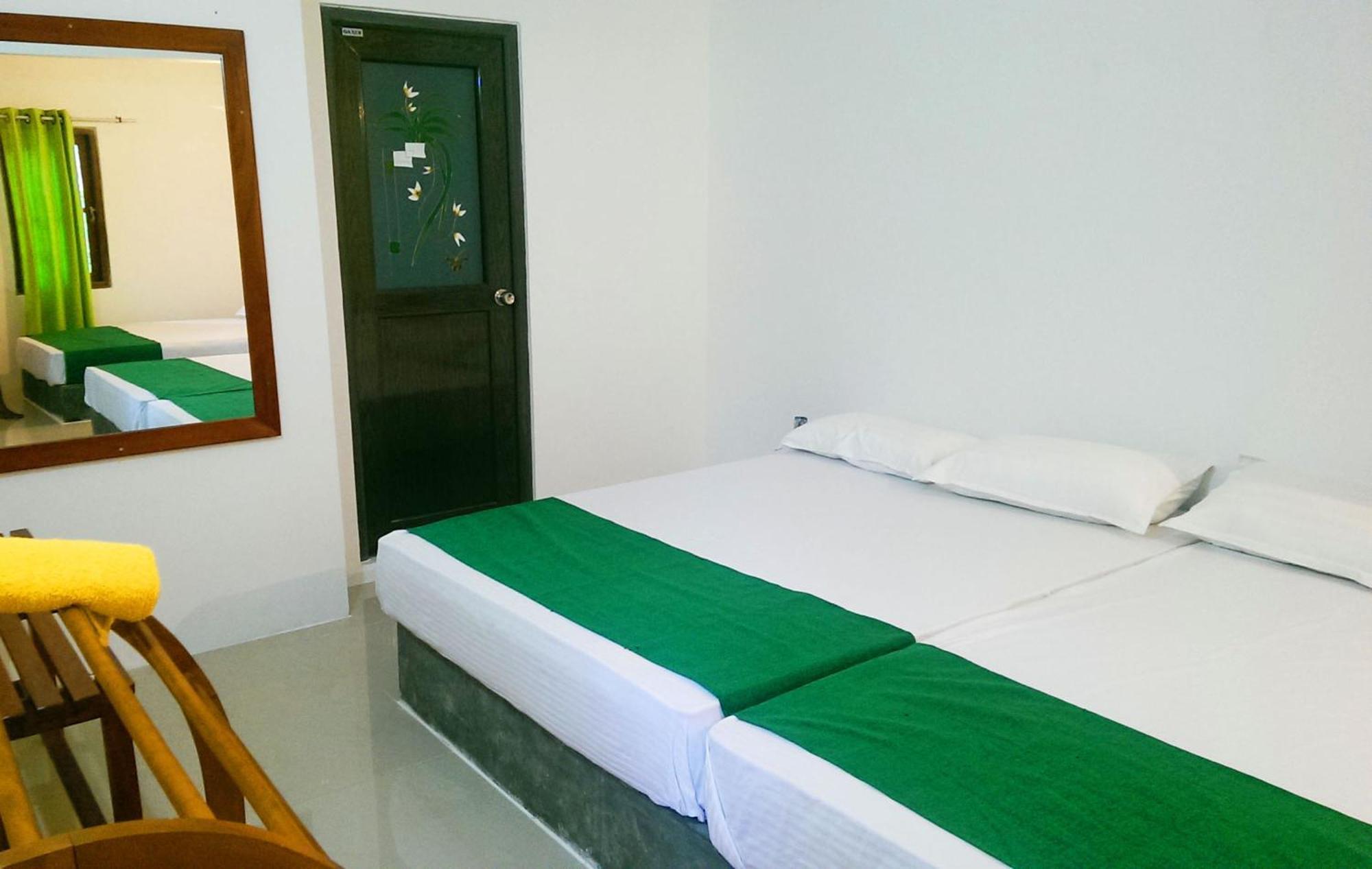 Pelican View Cottages Kataragama Ngoại thất bức ảnh