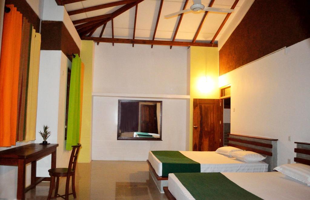 Pelican View Cottages Kataragama Ngoại thất bức ảnh