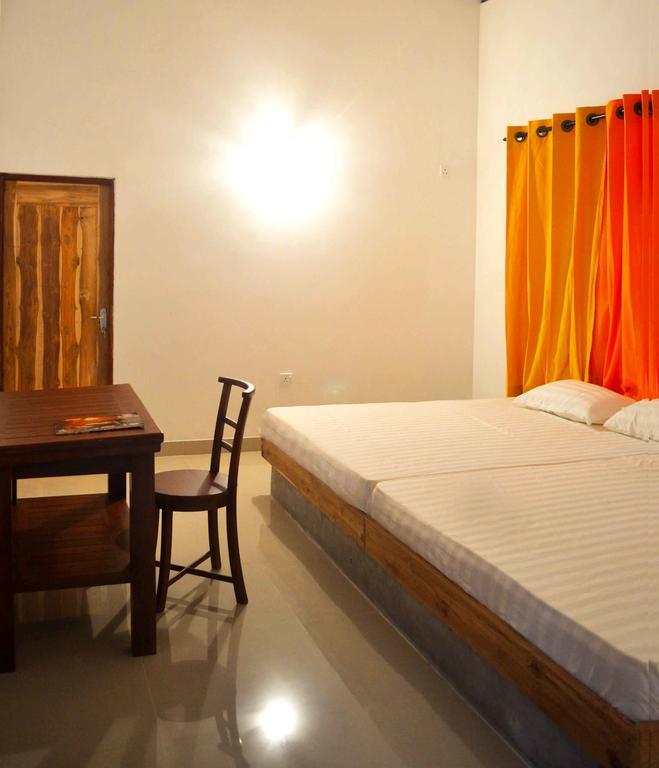 Pelican View Cottages Kataragama Ngoại thất bức ảnh