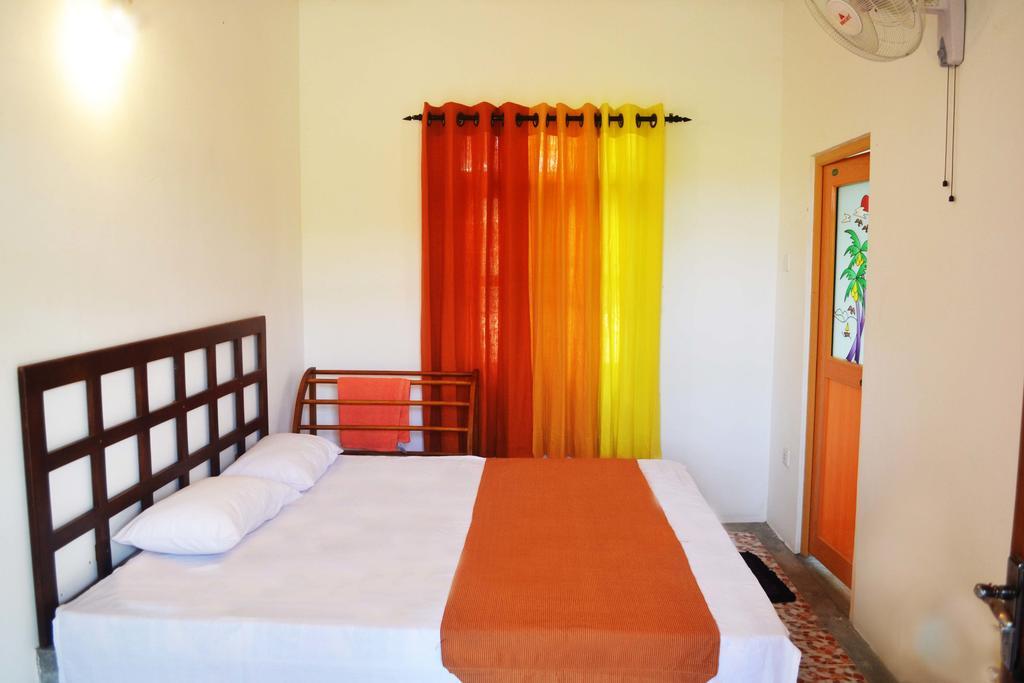 Pelican View Cottages Kataragama Ngoại thất bức ảnh